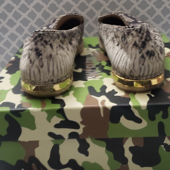 Stuart Weitzman Mocarena Python Loafers - Picture 3 of 6